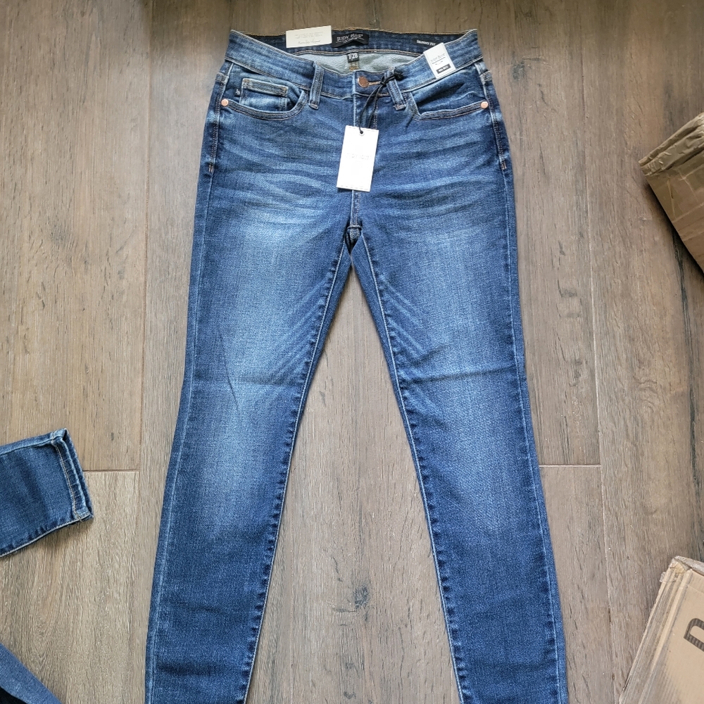 The Perfect Judy Blue Skinny Jeans!!!